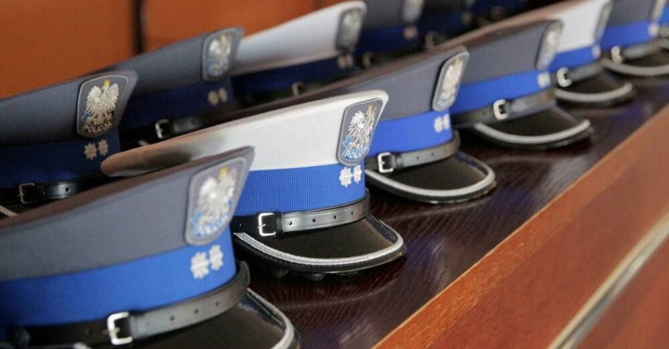 zdjęcie: Wznowiono zajęcia w Akademii Policji w Szczytnie / fot. PAP