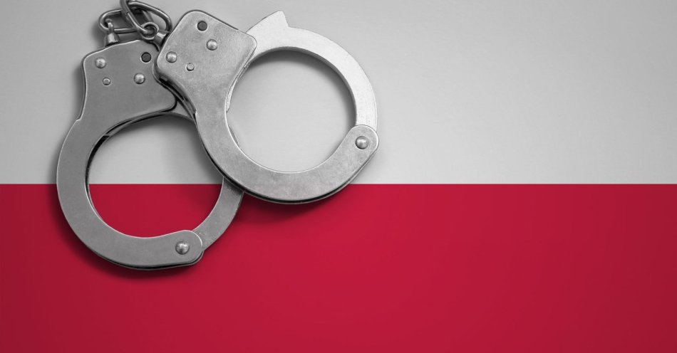 zdjęcie: Policja ujęła 58-latka poszukiwanego ENA za liczne oszustwa / v13840752