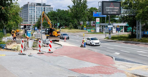 Trwa budowa drogi dla rowerzystów wzdłuż Francuskiej. Zmiana organizacji ruchu