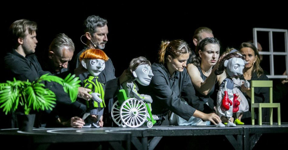 zdjęcie: Tłumy dzieci na tegorocznej trasie spektaklu teatralnego Gong!. Monika Pyrek: Chcemy dotrzeć do dzieci w całej Polsce / fot. nadesłane