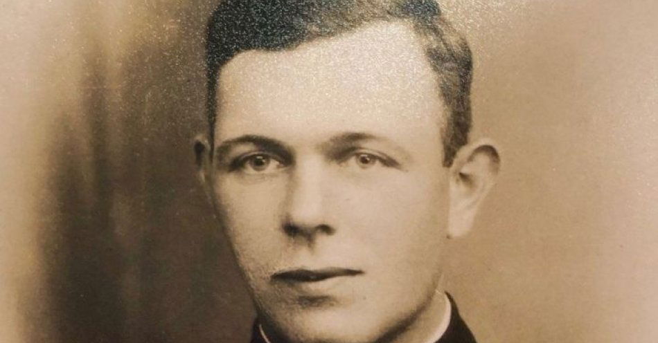 zdjęcie: Katyń...Ocalić od zapomnienia. Uroczystość z udziałem st. post. Radosława Mordala z Komendy Miejskiej Policji w Wałbrzychu / fot. KMP w Wałbrzychu