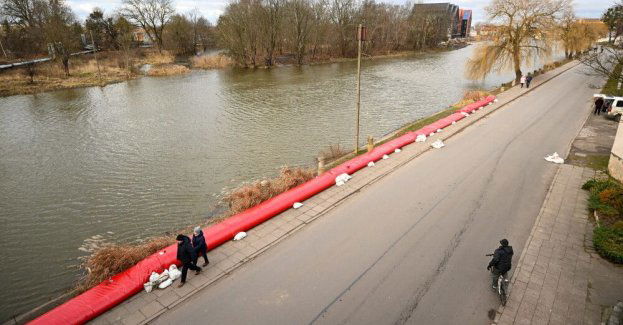 Elbląg: stabilizuje się sytuacja na rzece Elbląg