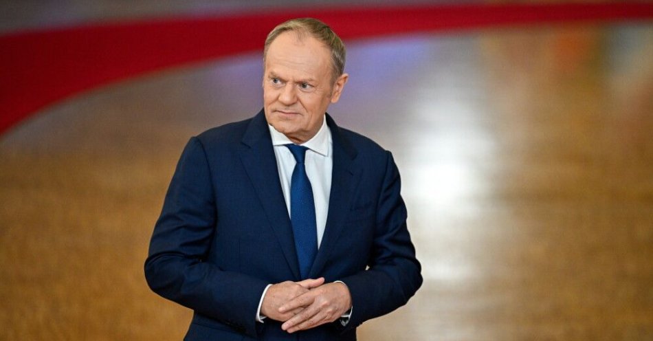 zdjęcie: Premier: rolą prezydentów Nawrockiego i Dudy nie jest lobbowanie na rzecz interesów innych państw / Bruksela, Belgia, 22.01.2026. Premier RP Donald Tusk rozmawia z mediami przed rozpoczęciem posiedzenia Rady Europejskiej w Brukseli, 22 bm. Premier Tusk weźmie udział w nadzwyczajnym posiedzeniu Rady Europejskiej ws. Grenlandii. (jm) PAP/Wiktor Dąbkowski