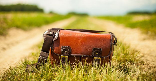 Wyrwał kobiecie torebkę, bo nie chciała mu dać pieniędzy. Usłyszał zarzut