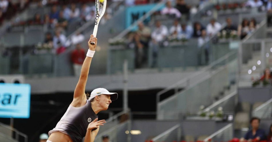 zdjęcie: Turniej WTA w Madrycie - Świątek awansowała do trzeciej rundy / fot. PAP