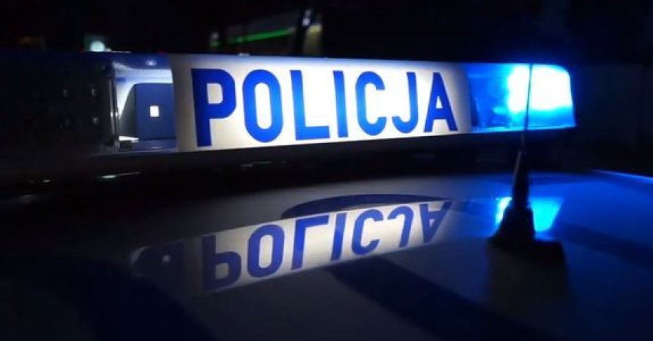zdjęcie: Kierowca z dożywotnim zakazem, pasażer poszukiwany, a auto z lewymi tablicami / fot. KMP w Radomiu