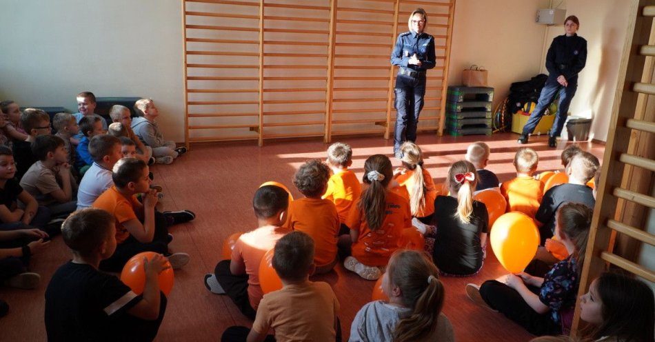 zdjęcie: Gołdap mobilizuje: policjanci wspierają ochronę dzieci przed przemocą / fot. KPP w Gołdapi