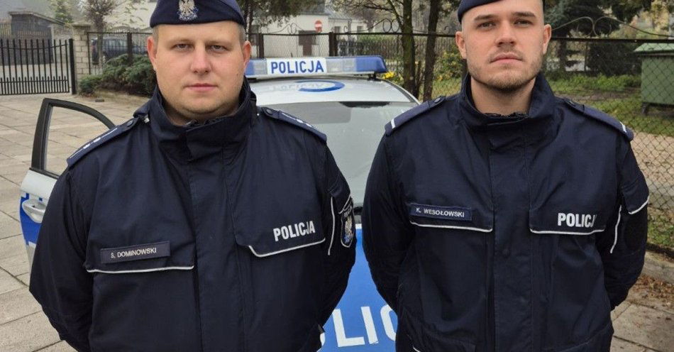 zdjęcie: Policjanci uratowali kobietę we wstrząsie anafilaktycznym / fot. KMP we Włocławku