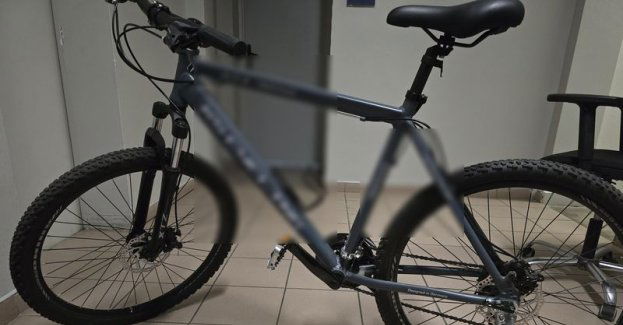 Policjanci szukają właścicieli odzyskanych przedmiotów