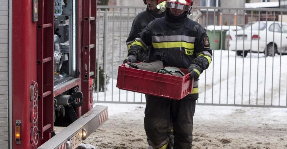 zdjęcie: 26-latka poszkodowana w pożarze mieszkania / fot. PAP