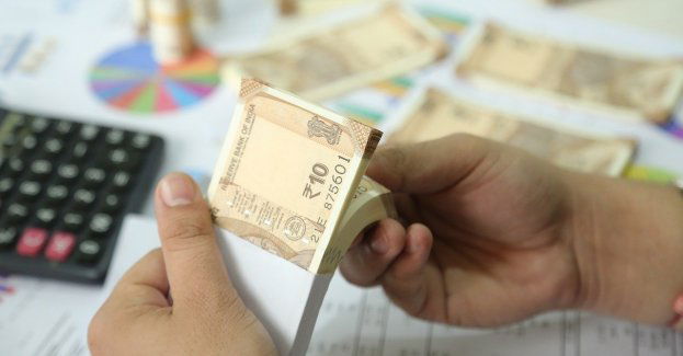 Zdefraudował ponad 20 mln zł przeznaczonych na chore dzieci; prezes fundacji z zarzutami, grozi mu 15 lat więzienia