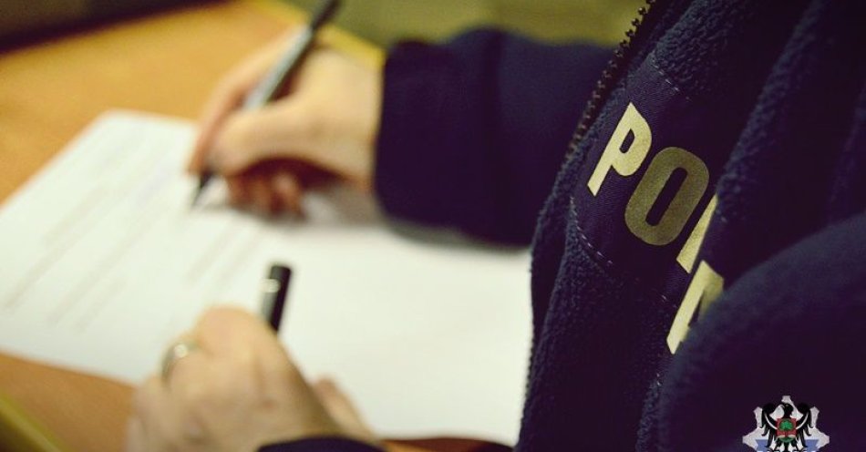 zdjęcie: Od wczorajszego popołudnia policjanci zatrzymali dziewięcioro poszukiwanych / fot. KMP w Wałbrzychu