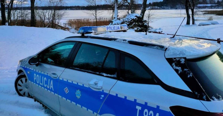 zdjęcie: Uwaga na kruchy lód! / fot. KPP w Gołdapi