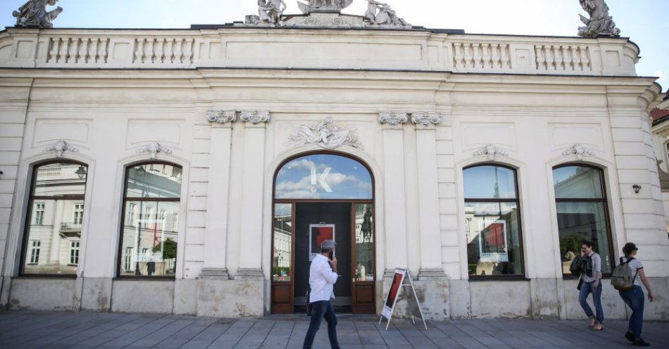 zdjęcie: Historyczna wystawa Magdaleny Abakanowicz ponownie otwarta po 65 latach / fot. PAP