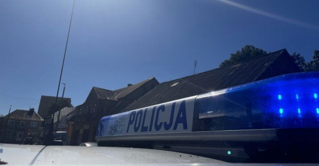 Kierowca na zakazie przewoził nielegalnych imigrantów