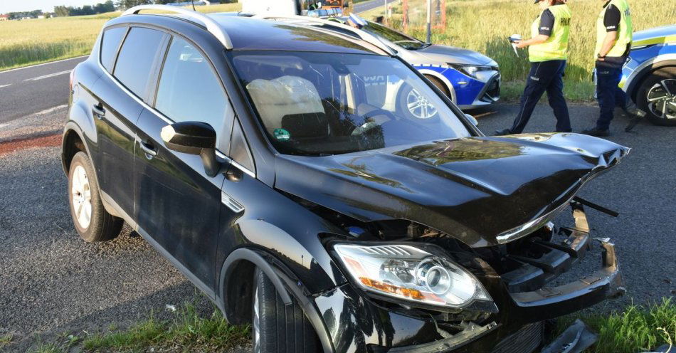 zdjęcie: Poważna kolizja w miejscowości Kręgi. Sprawca był pijany / fot. KPP w Wyszkowie