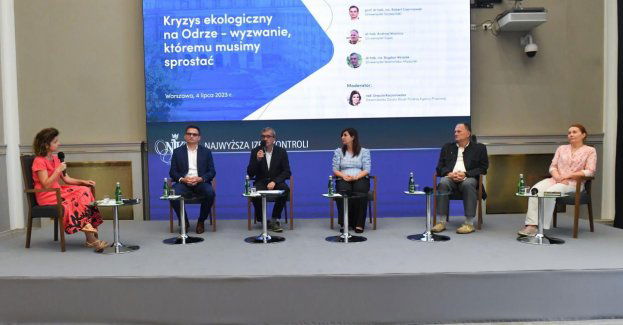 Ze złotą algą w Odrze da się walczyć za pomocą odsalania wody