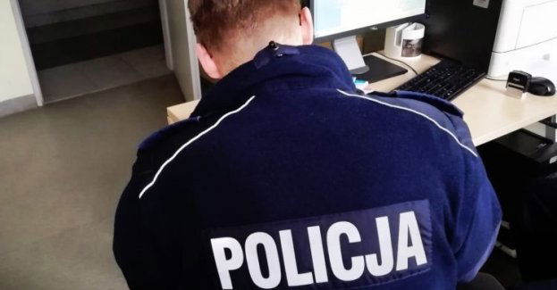 Ukrył narkotyki pod kocem - został zatrzymany przez dzielnicowego a poszukiwany miał mefedron w książce