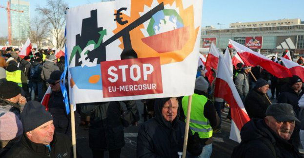 Warszawa: utrudnienia w komunikacji związane z protestem rolników