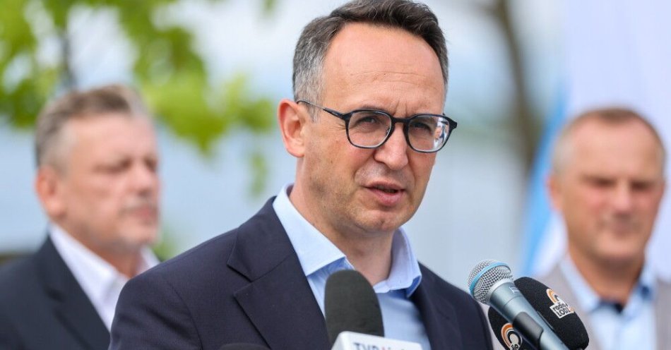 zdjęcie: Pogotowie przeciwpowodziowe w pow. cieszyńskim / fot. PAP