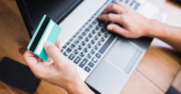 Miał zapłacić 40 zł, a z konta poszło prawie 3 tysiące