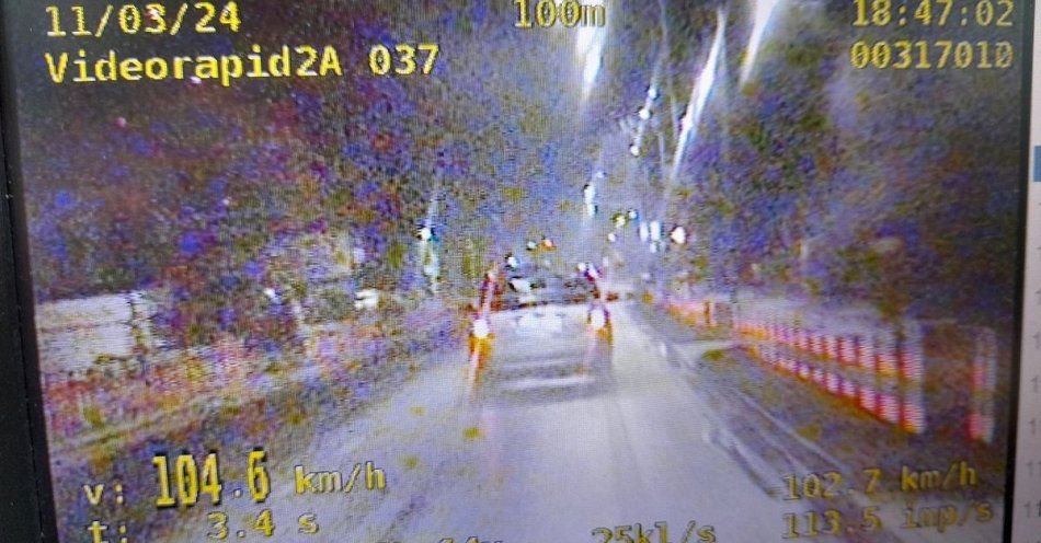 zdjęcie: Jechał 104 km/h w obszarze zabudowanym – policjanci zatrzymali mu prawo jazdy / fot. KPP w Pruszczu Gdańskim