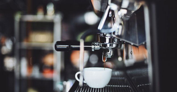 Chciał sprzedać ekspres do kawy i stracił 1 400 złotych