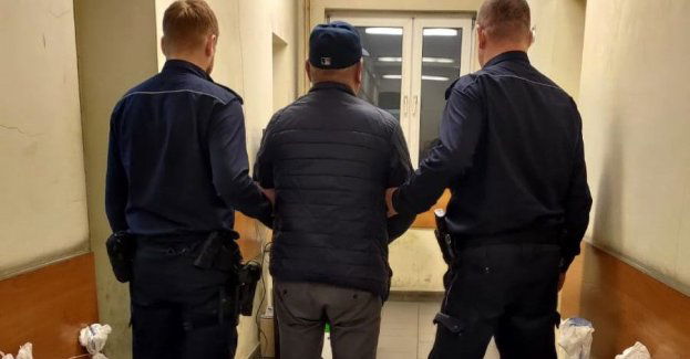 Przewoził w busie tytoń bez akcyzy - zatrzymali go dzielnicowi