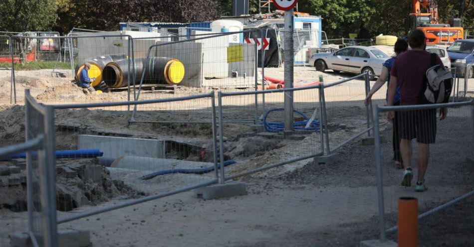 zdjęcie: W nocy rozpocznie się asfaltowanie ulicy Belwederskiej / fot. PAP