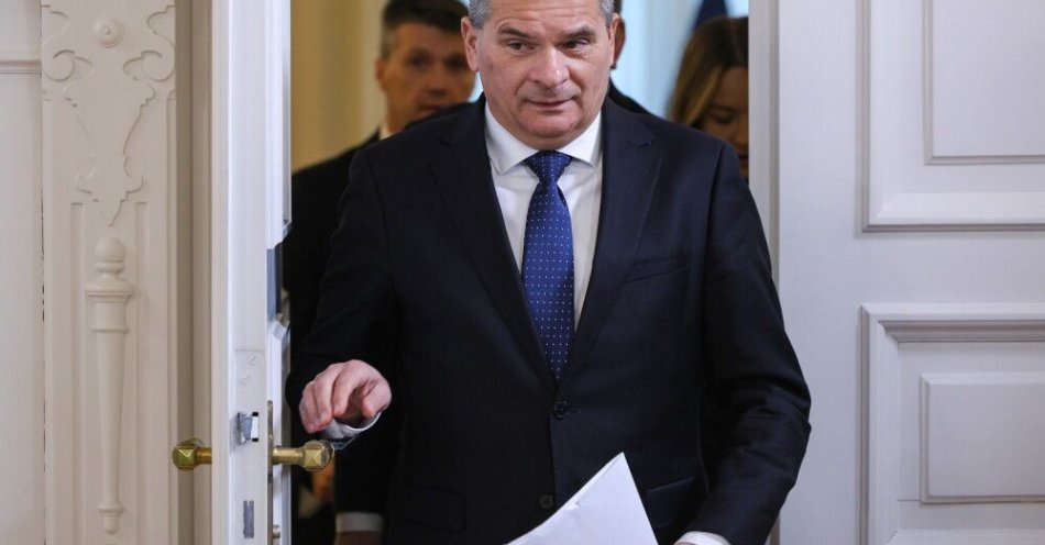 zdjęcie: Korneluk o pedofilii w Kłodzku: opisy zarzutów drastyczne; nikt nie ingerował w śledztwo / Warszawa, 26.01.2026. Prokurator krajowy Dariusz Korneluk podczas konferencji w Ministerstwie Sprawiedliwości w Warszawie, 26 bm. Tematem konferencji jest prezentacja wyników lustracji postępowań dotyczących przypadków prowadzenia pojazdów mimo zakazu sądowego lub cofnięcia uprawnień. (jm) PAP/Rafał Guz