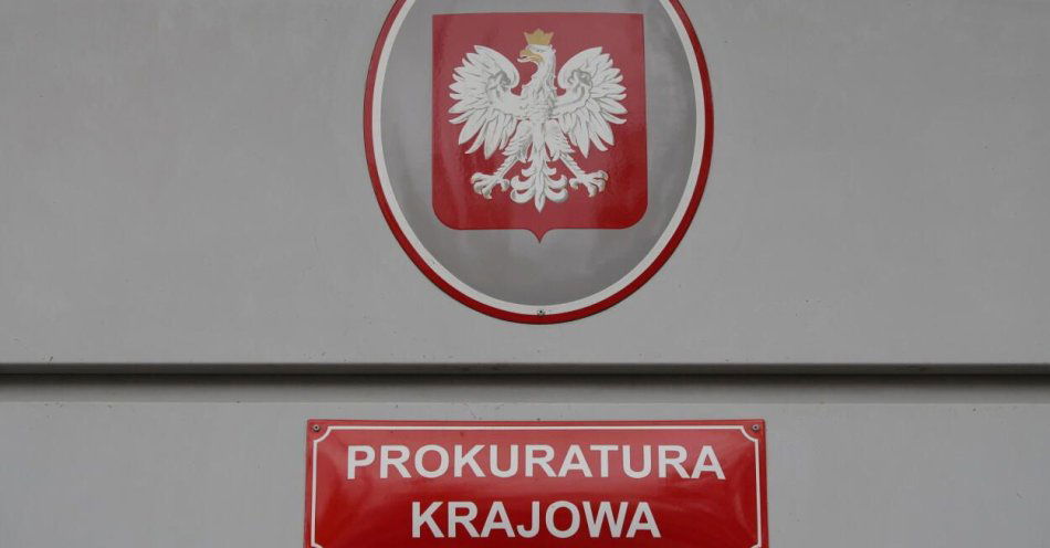 zdjęcie: Jest decyzja deportacyjna ws. Pawła Sz., właściciela marki Red is Bad / fot. PAP