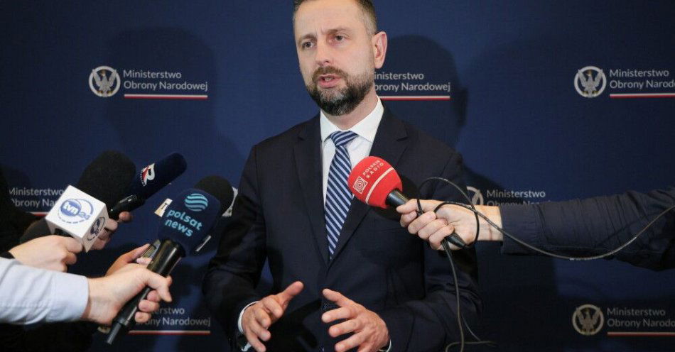 zdjęcie: Szef MON: w środę rząd ma podjąć decyzje dotyczące programu Orka / Warszawa, 05.11.2025. Wicepremier, minister obrony narodowej Władysław Kosiniak-Kamysz podczas wypowiedzi po uroczystości wręczenia medali i wyróżnień żołnierzom oraz pracownikom resortu obrony narodowej z okazji Narodowego Święta Niepodległości w Warszawie, 5 bm. (ad) PAP/Paweł Supernak