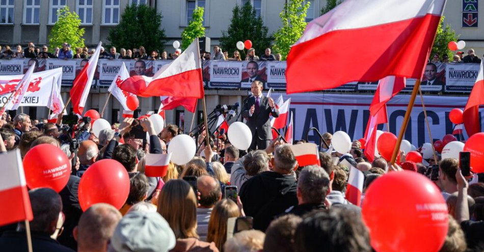 zdjęcie: Nie oddajmy Polski w ręce radykalnych liberałów / fot. PAP