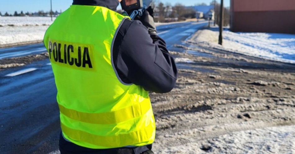 zdjęcie: Policja kontroluje prędkość na drogach powiatu nakielskiego / fot. KPP w Nakle nad Notecią