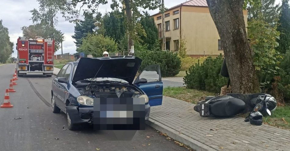 zdjęcie: Nieprzemyślany manewr skrętu przyczyną zderzenia / fot. KPP Parczew