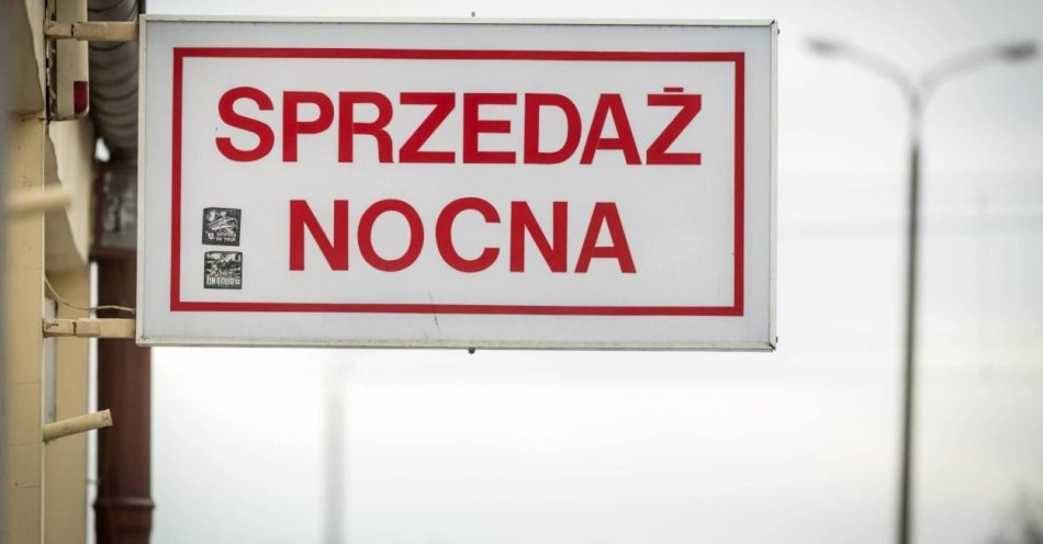 zdjęcie: Polskie miasta wprowadzają nocną prohibicję / fot. PAP