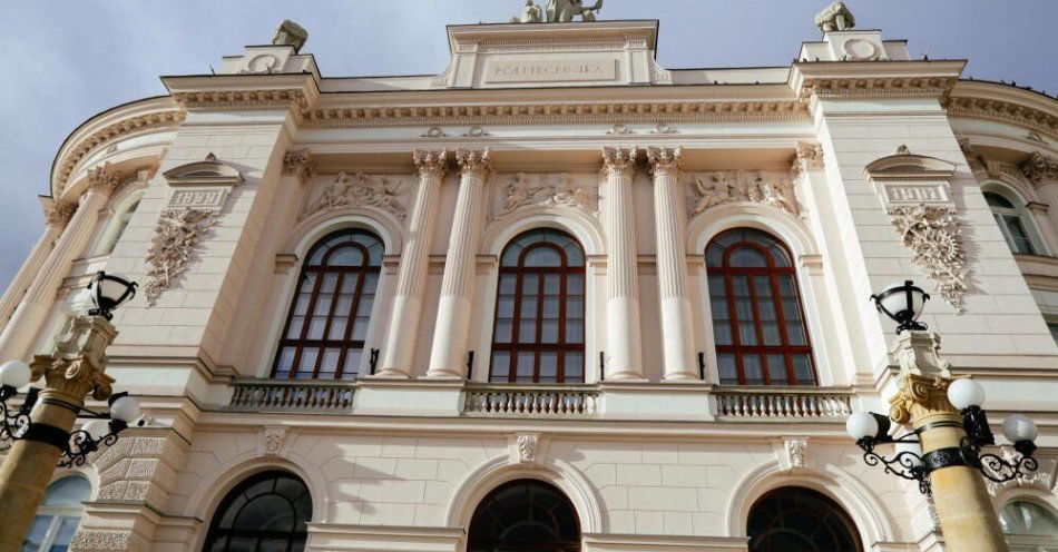 zdjęcie: Budownictwo jako studia jednolite – nowym kierunkiem na Politechnice Warszawskiej / fot. PAP