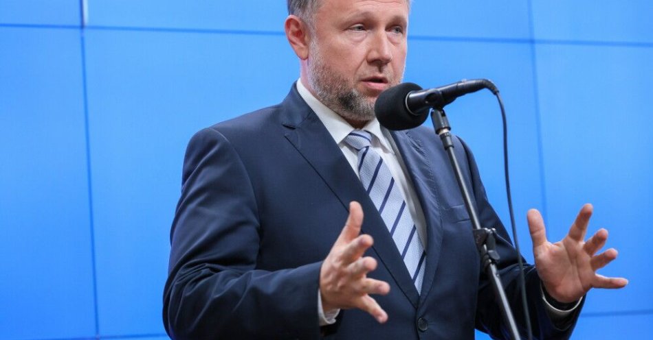 zdjęcie: Kierwiński o liście Nawrockiego do szefowej KE: to bardzo mocna krytyka poprzedniego rządu / Warszawa, 09.10.2025. Minister spraw wewnętrznych i administracji Marcin Kierwiński podczas konferencji prasowej dot. zbiornika Kamień Ząbkowicki, 9 bm. w siedzibie Ministerstwa Infrastruktury w Warszawie. (mr) PAP/Rafał Guz