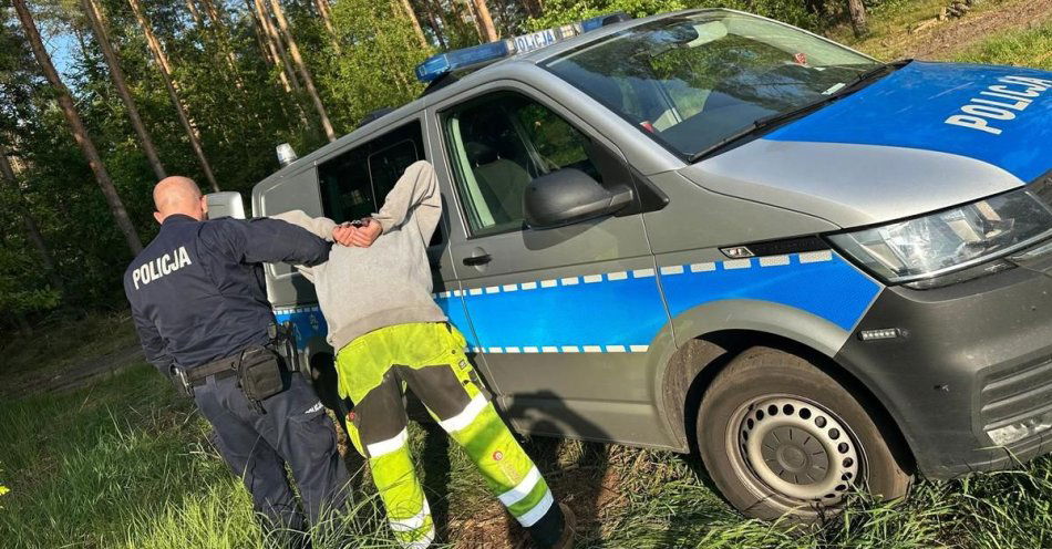 zdjęcie: Dwukilometrowy pościg przez łąki i zarośla - Zatrzymany dzięki determinacji funkcjonariuszy z Posterunku Policji w Stepnicy / fot. KPP w Goleniowie