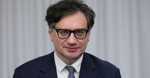Fałszywe nagie zdjęcia dziecka i AI. UODO: przepisy są, problemem jest ich niestosowanie