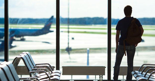 Agresywny 55-latek został obezwładniony przez straż graniczną na lotnisku