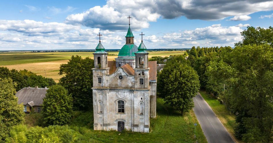 zdjęcie: 400 tys. zł z urzędu marszałkowskiego na renowację zabytków / v13484638