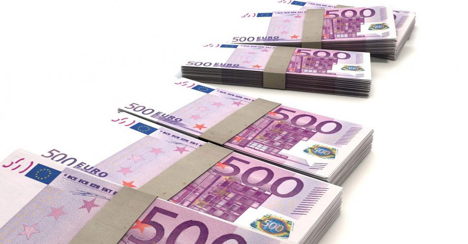 zdjęcie: Miał zarobić, a stracił prawie 400 000  zł / pixabay/163475
