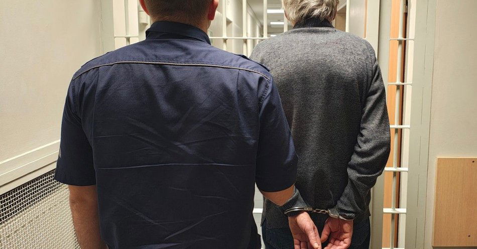 zdjęcie: Poszukiwany z dożywotnim zakazem zatrzymany w Zgierzu / fot. KPP w Zgierzu