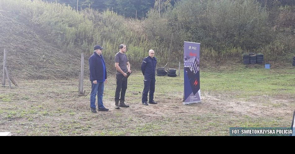 zdjęcie: Wojewódzkie zawody policjantów w strzelaniu / fot. KPP Ostrowiec Świętokrzyski