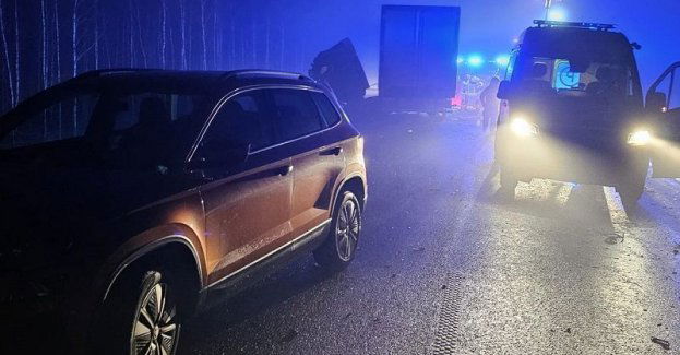 Policjanci pracowali przy tragicznym wypadku na DK 25 na obwodnicy Brzezia