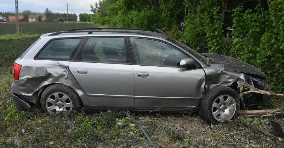 zdjęcie: Straciła panowanie nad Audi, w organizmie miała niemal 2 promile, a w aucie dwoje dzieci / fot. KMP Biała Podlaska