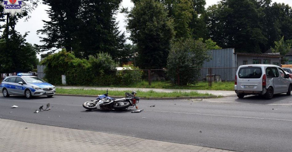 zdjęcie: Nieustąpienie pierwszeństwa przyczyną wypadku z udziałem motocyklisty / fot. KMP Zamość