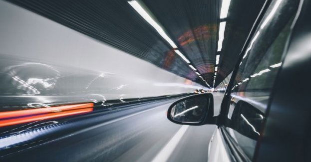 Prace w tunelu pod rondem im. gen. Jerzego Ziętka spowodowały kilkukilometrowe korki