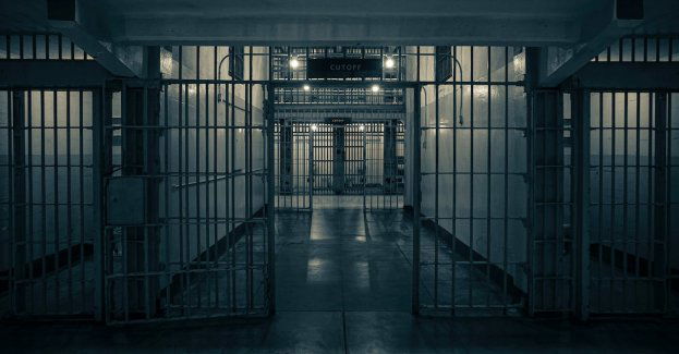 Zarzut usiłowania zabójstwa dla Gruzina, który zranił nożem dwóch znajomych